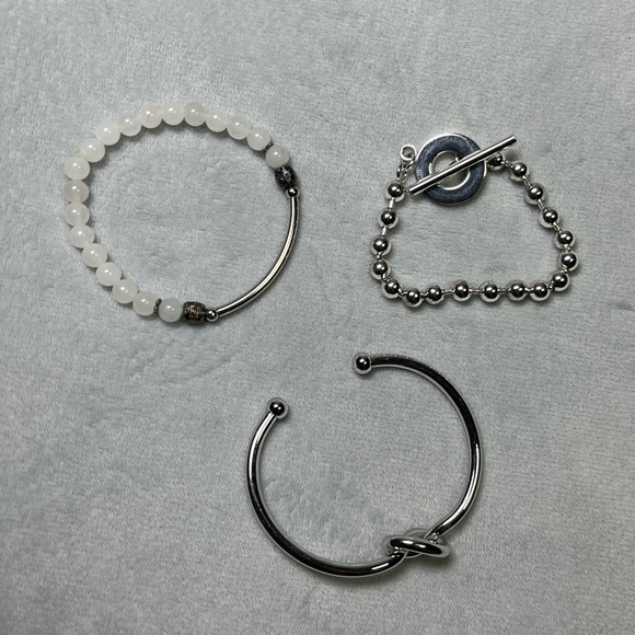 Jewelry Set - Picture 1 of 12